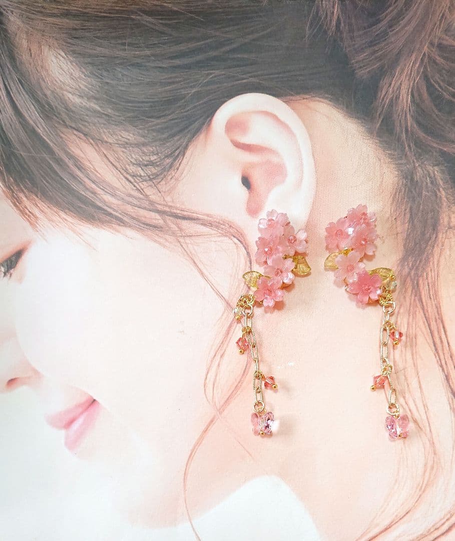 桜 スワロフスキー　ピアスorイヤリング