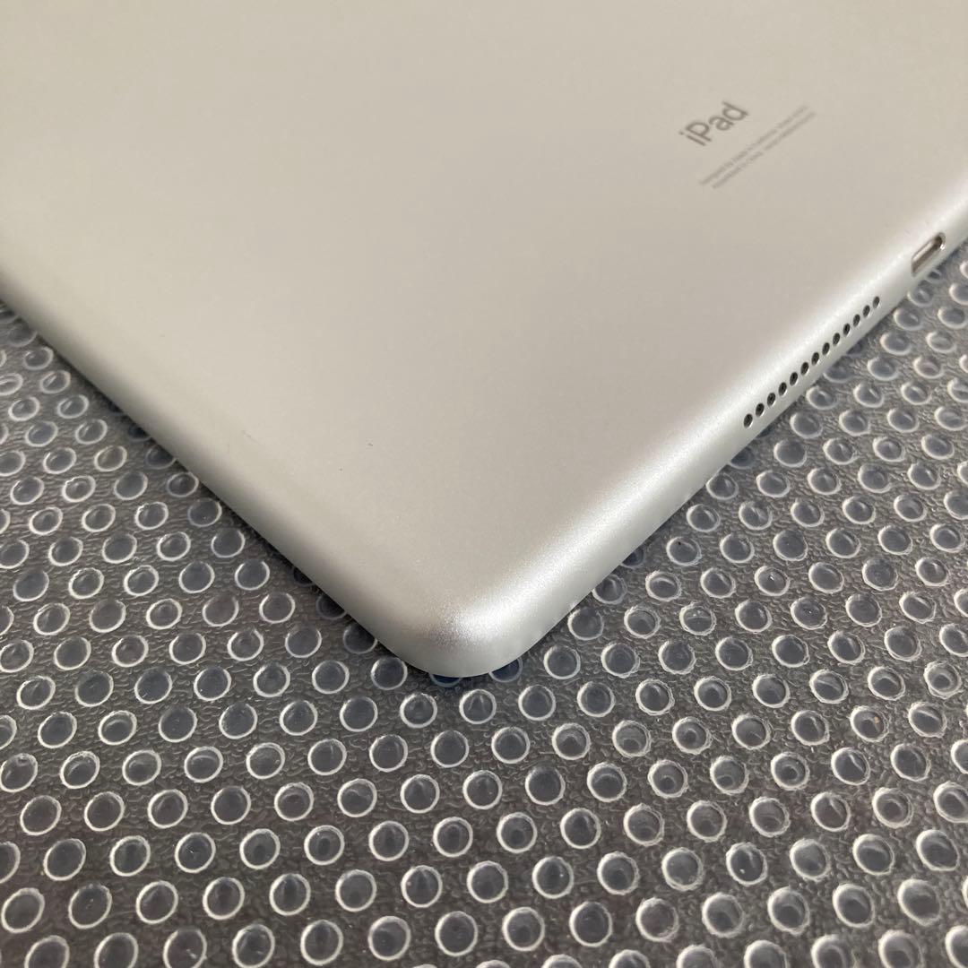 595【早い者勝ち】iPad8 第8世代 32GB WIFIモデル☆