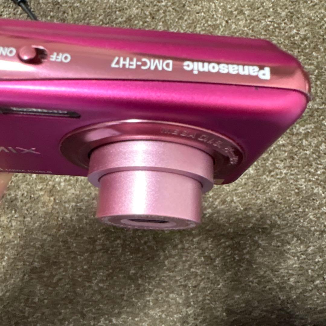 パナソニック　LUMIX DMC-FH7 レンズ内斑点あり