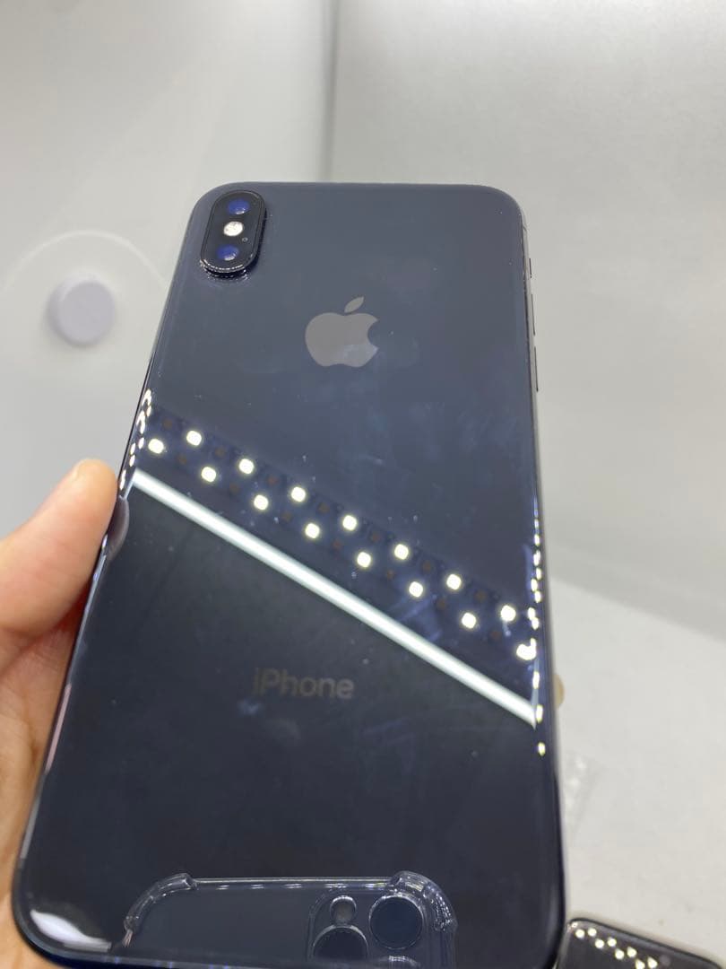 iPhone X 64GB SIMフリー バッテリー100% 68986