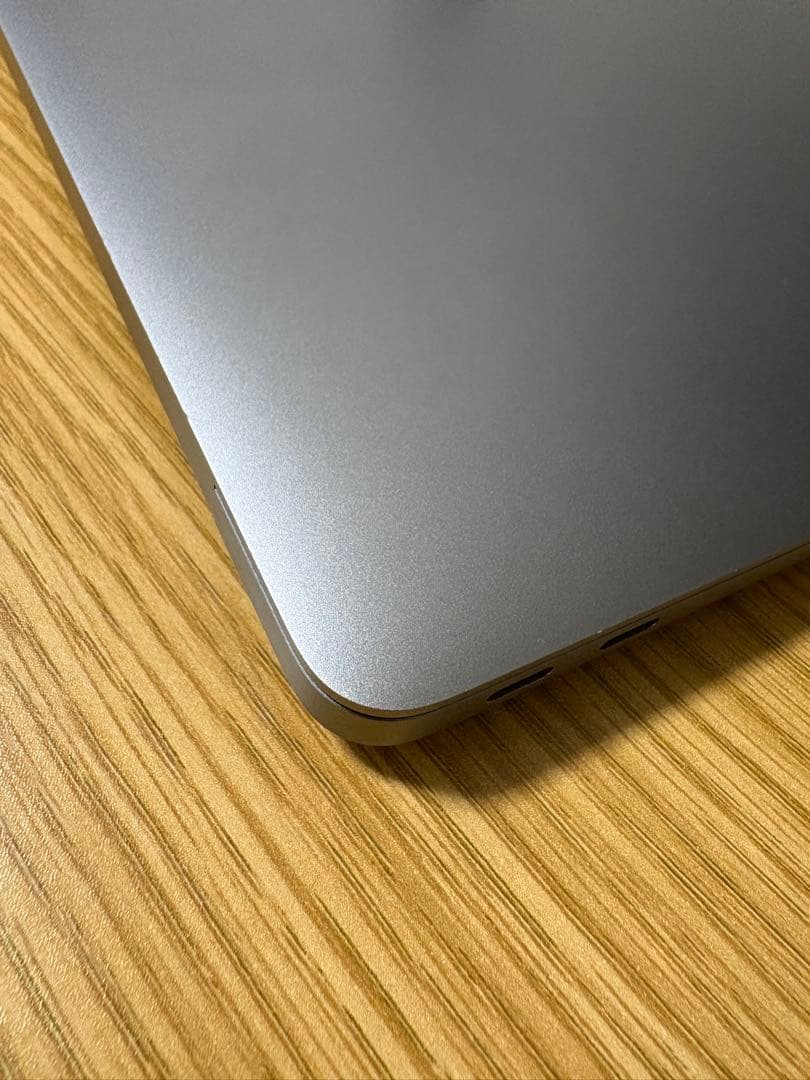 【美品】M1 MacBook Air メモリ16GB ストレージ256GB