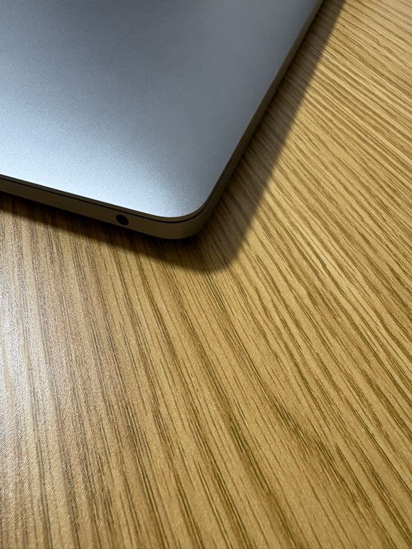 【美品】M1 MacBook Air メモリ16GB ストレージ256GB