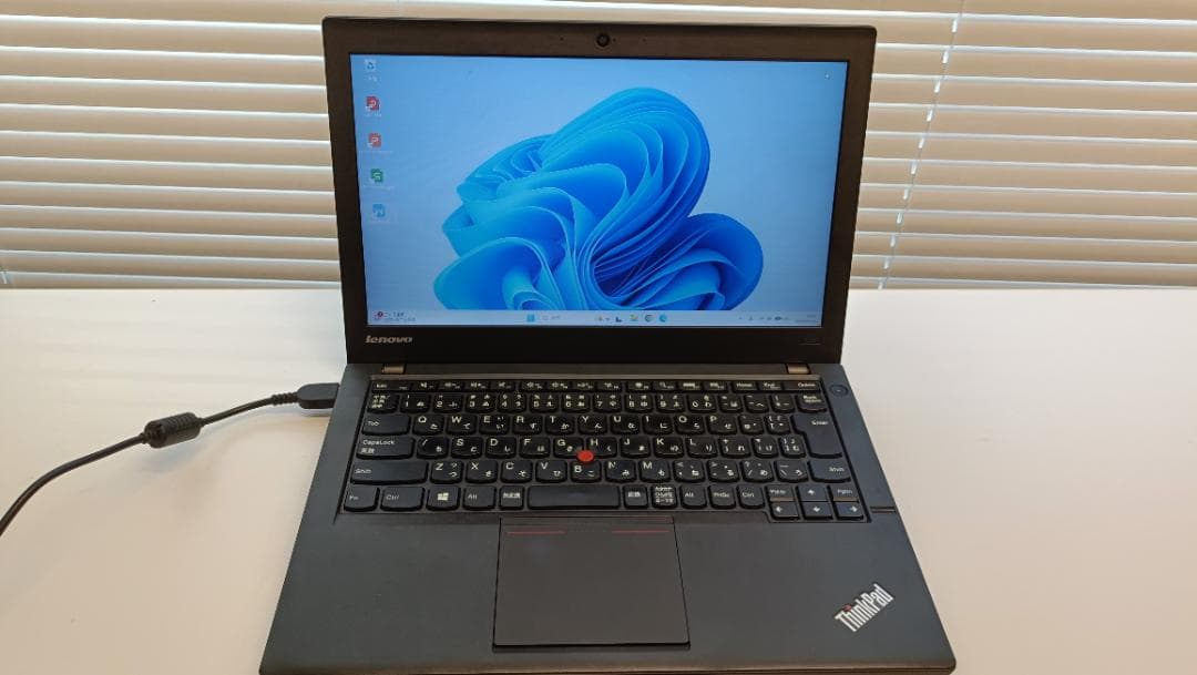 Lenovo X240ノートパソコン（windows11・officeソフト入）