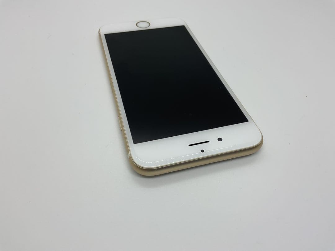 iPhone 6s（ゴールド／64GB）