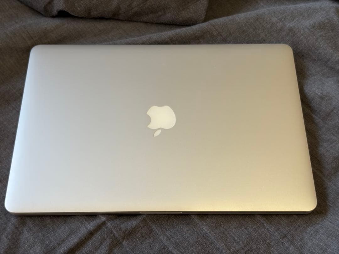 MacBook Pro 15.4インチ 8GB/SSD250GB