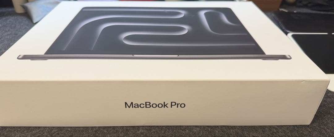 MacBookPro 14 M3pro 36GB 1TB スペースブラック