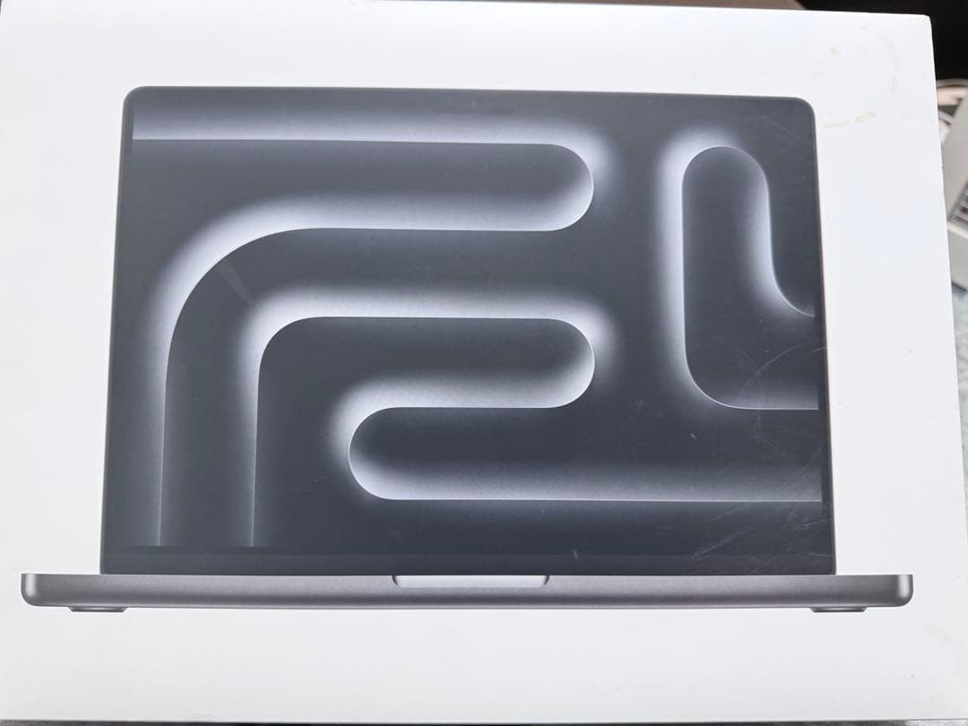 MacBook Pro M3 Pro/メモリ18GB/SSD 1TB/美品