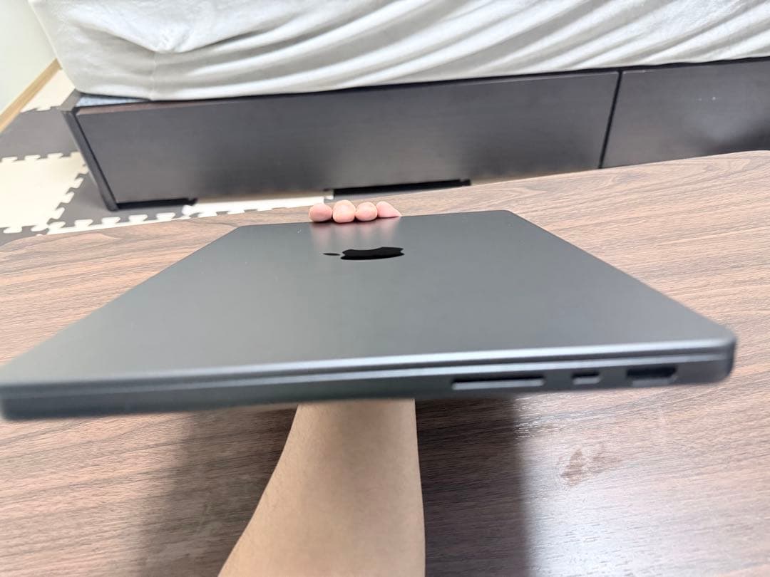 MacBook Pro M3 Pro/メモリ18GB/SSD 1TB/美品