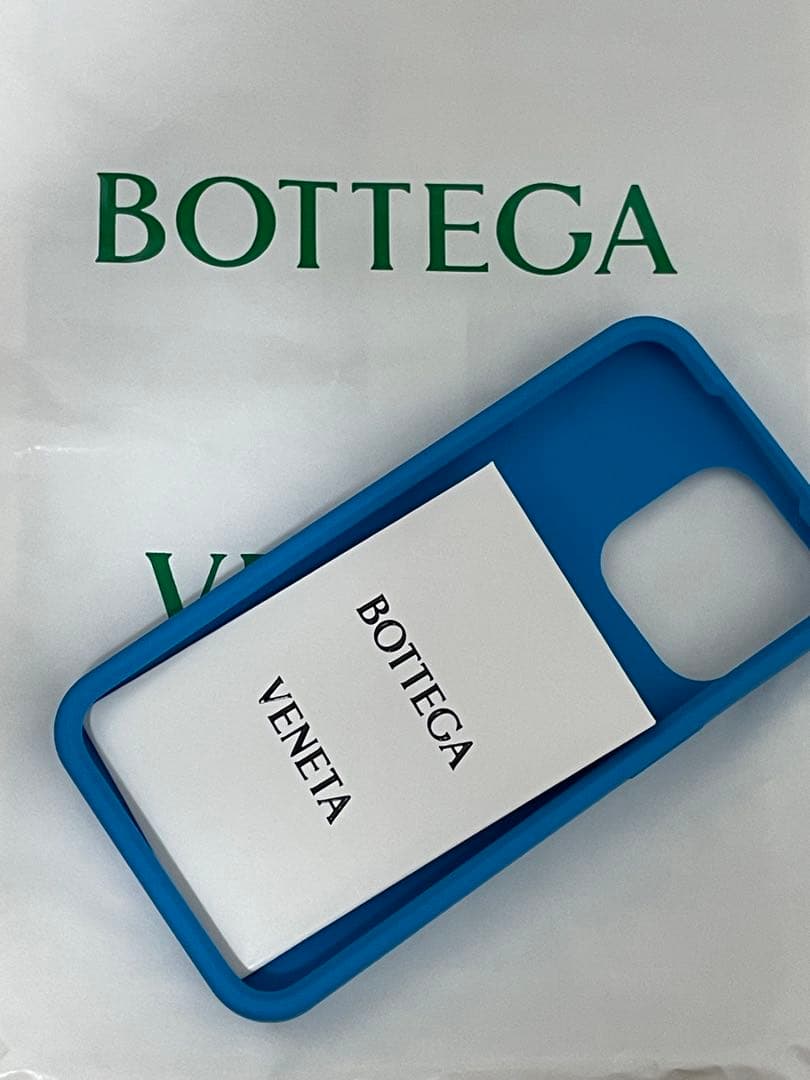 BOTTEGA VENETA 青 iPhoneケース