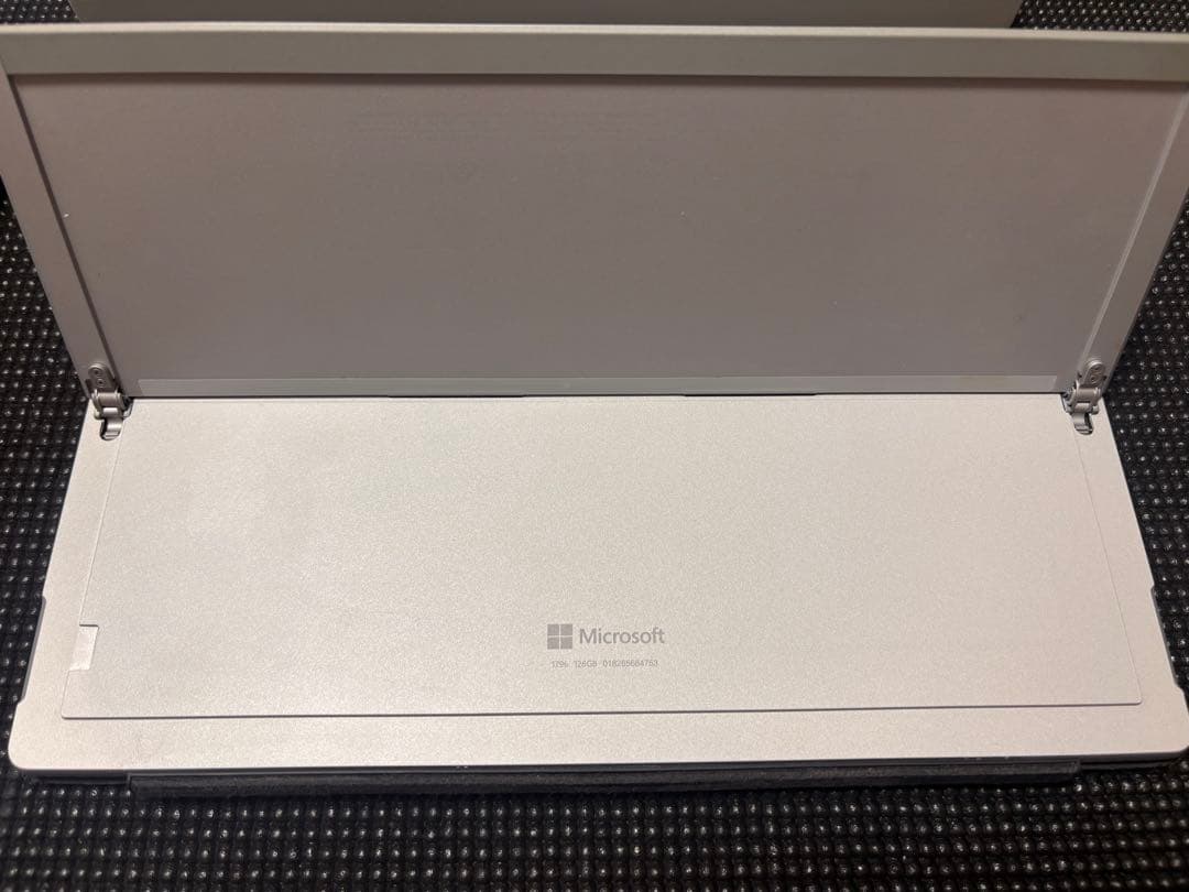 Microsoft Surface Pro 6 本体、充電器、キーボード、箱