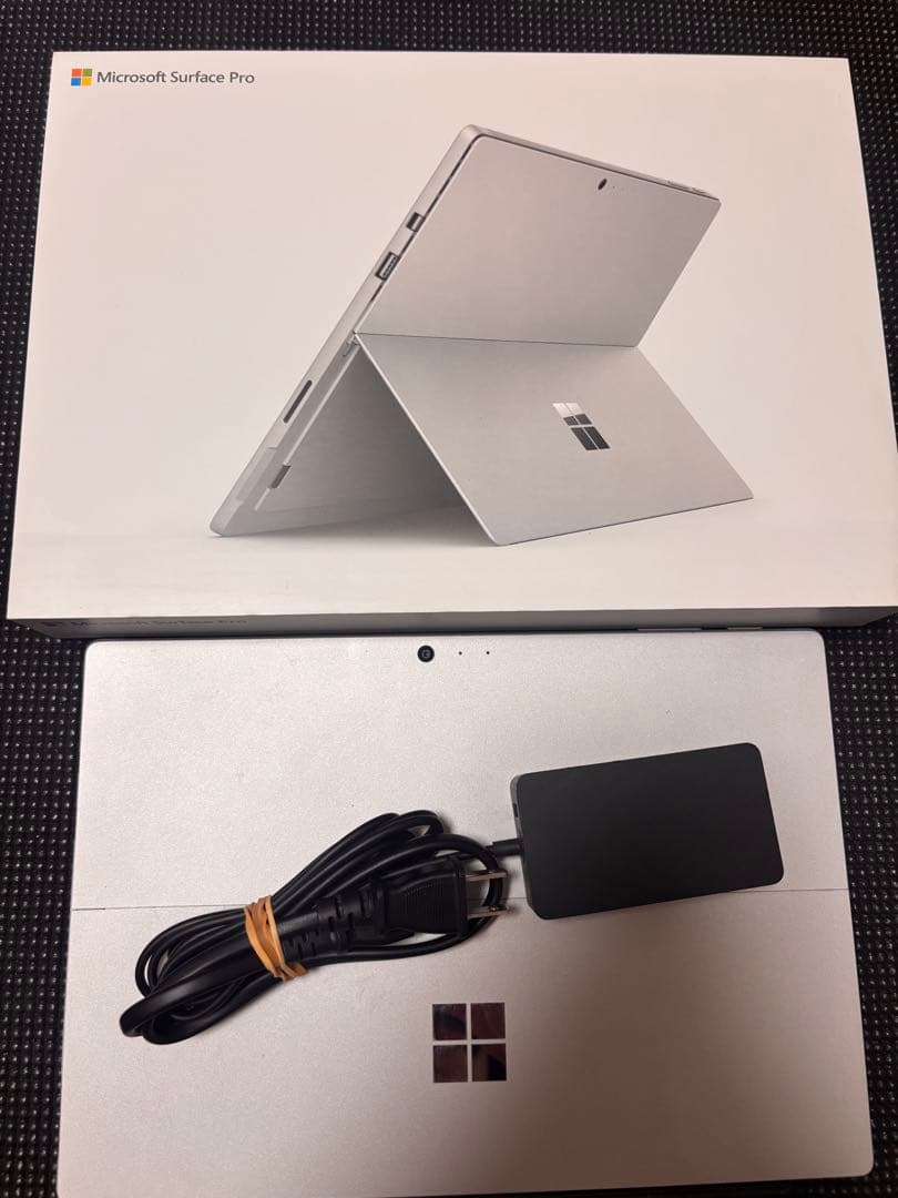 Microsoft Surface Pro 6 本体、充電器、キーボード、箱