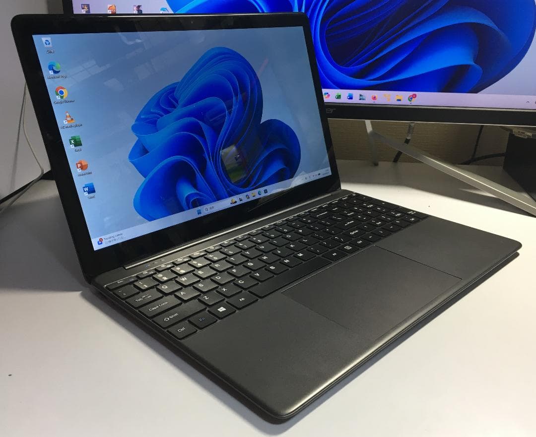 Windowsノート本体 BMAX X15 Windows11