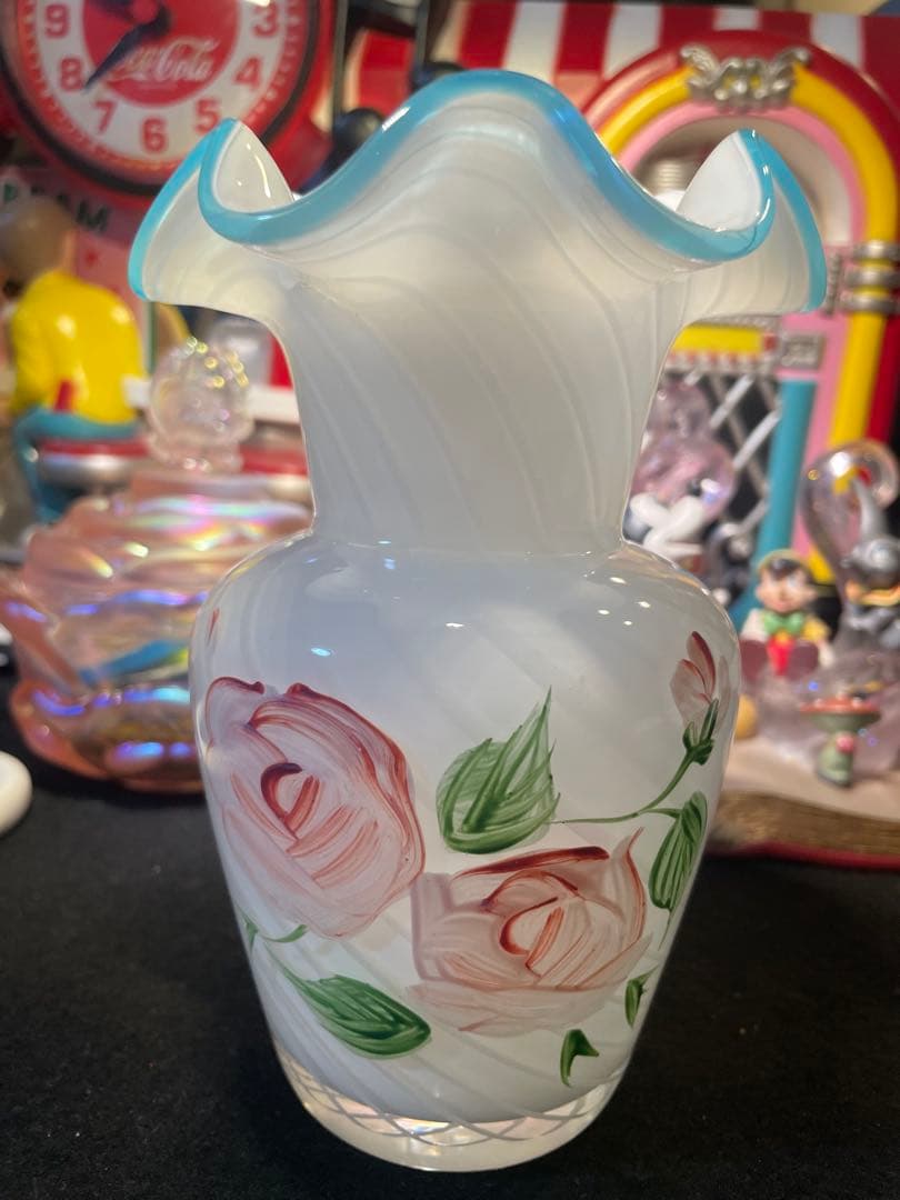 ヴィンテージ　フェントン　オパールセント　ラッフル　フラワーベース