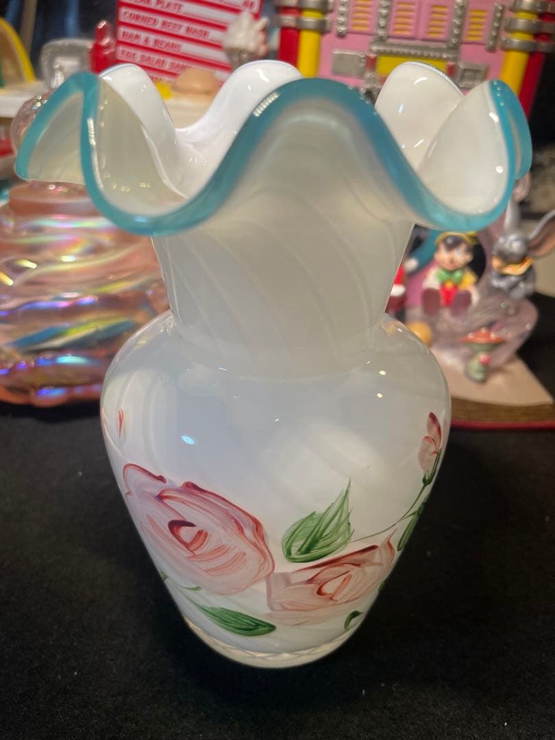 ヴィンテージ　フェントン　オパールセント　ラッフル　フラワーベース