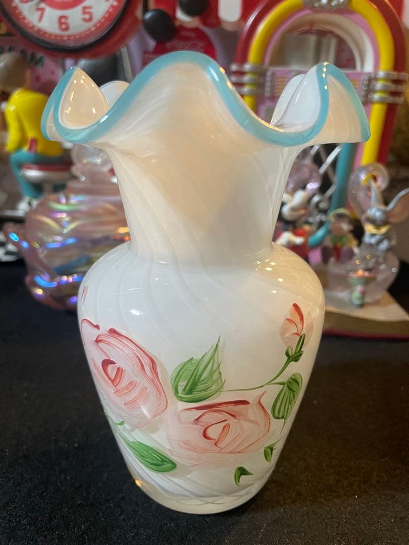 ヴィンテージ　フェントン　オパールセント　ラッフル　フラワーベース