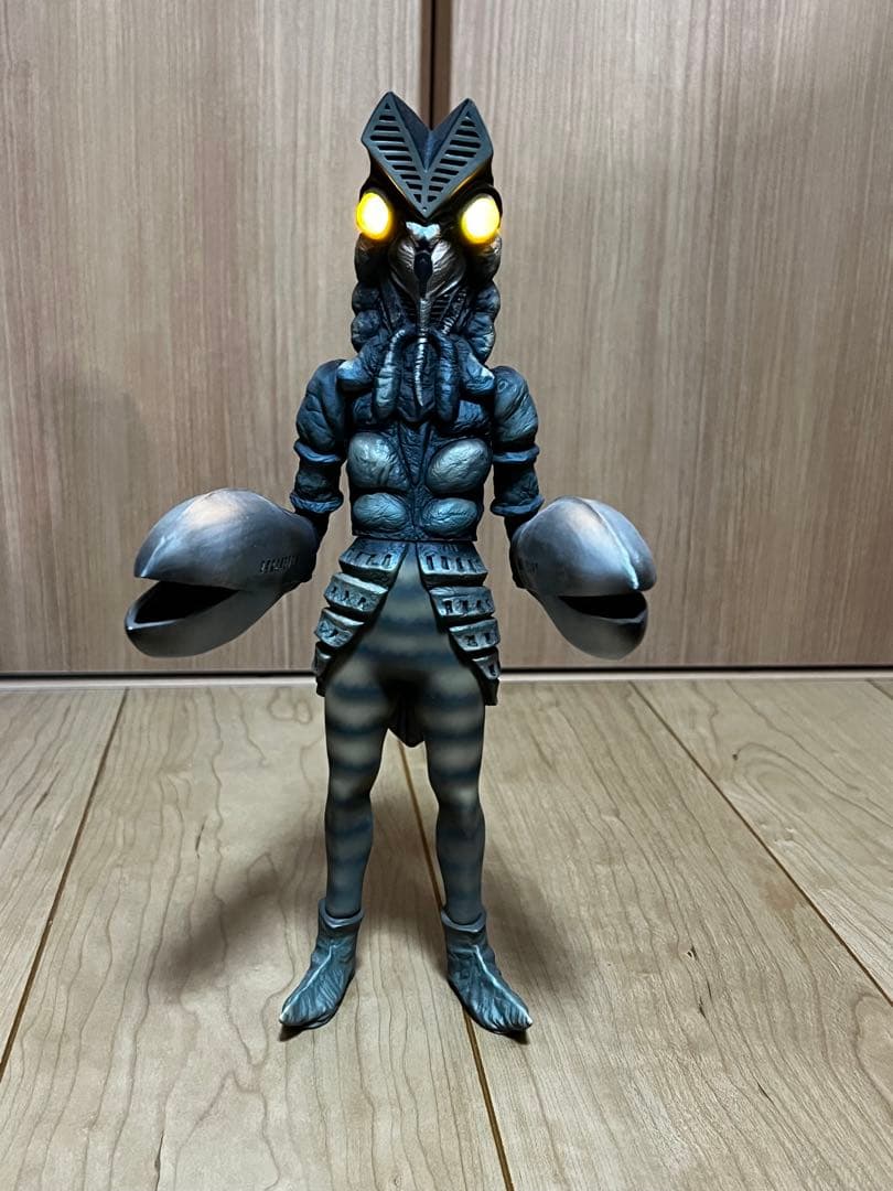 CCP バルタン星人 ハイグレードver 発光ギミック付き