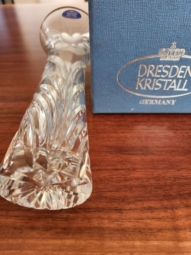 ドイツのDRESDEN KRISTALL(ドレスデンクリスタル)カットグラス花瓶