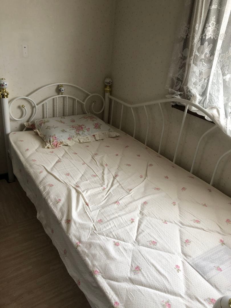 ニトリ シングルベッド お姫様 アンティーク