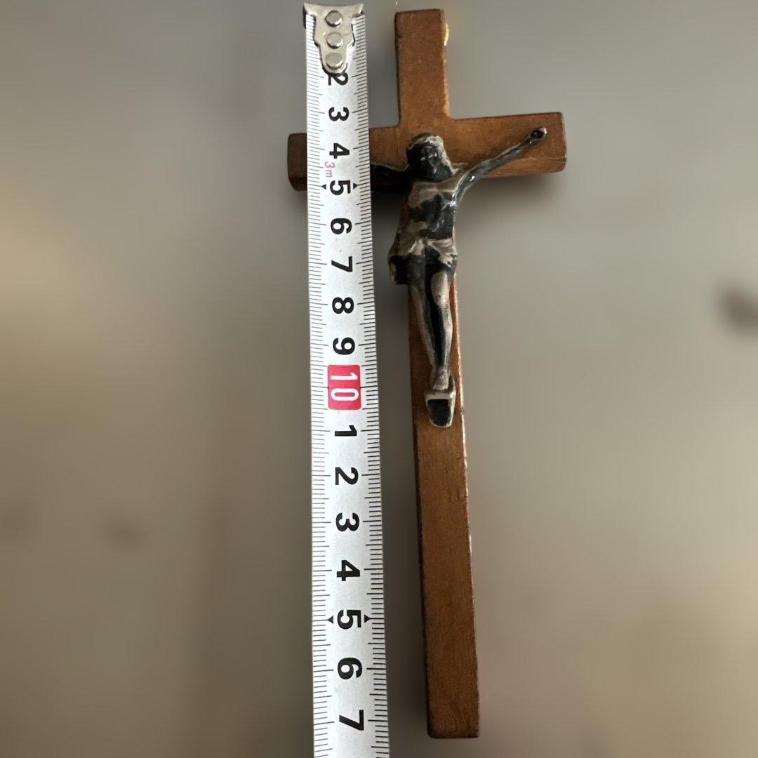 ヴィンテージ　木製キリスト像付き十字架