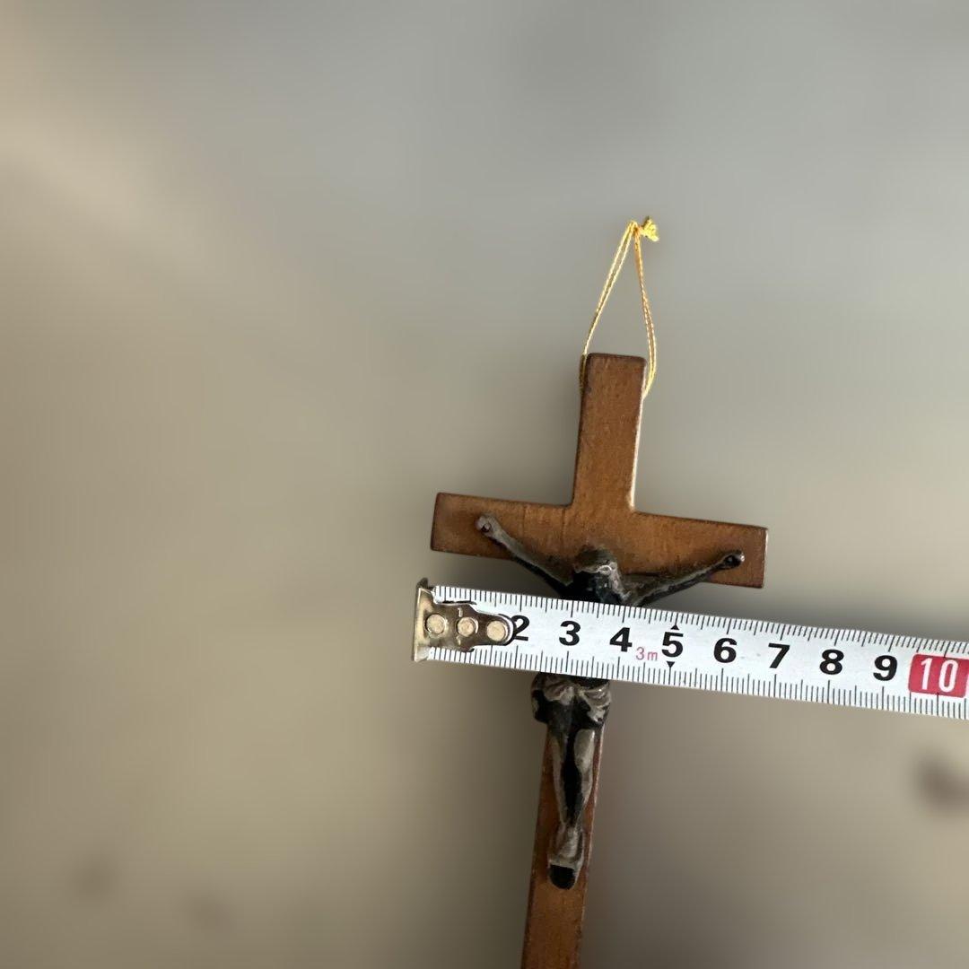 ヴィンテージ　木製キリスト像付き十字架