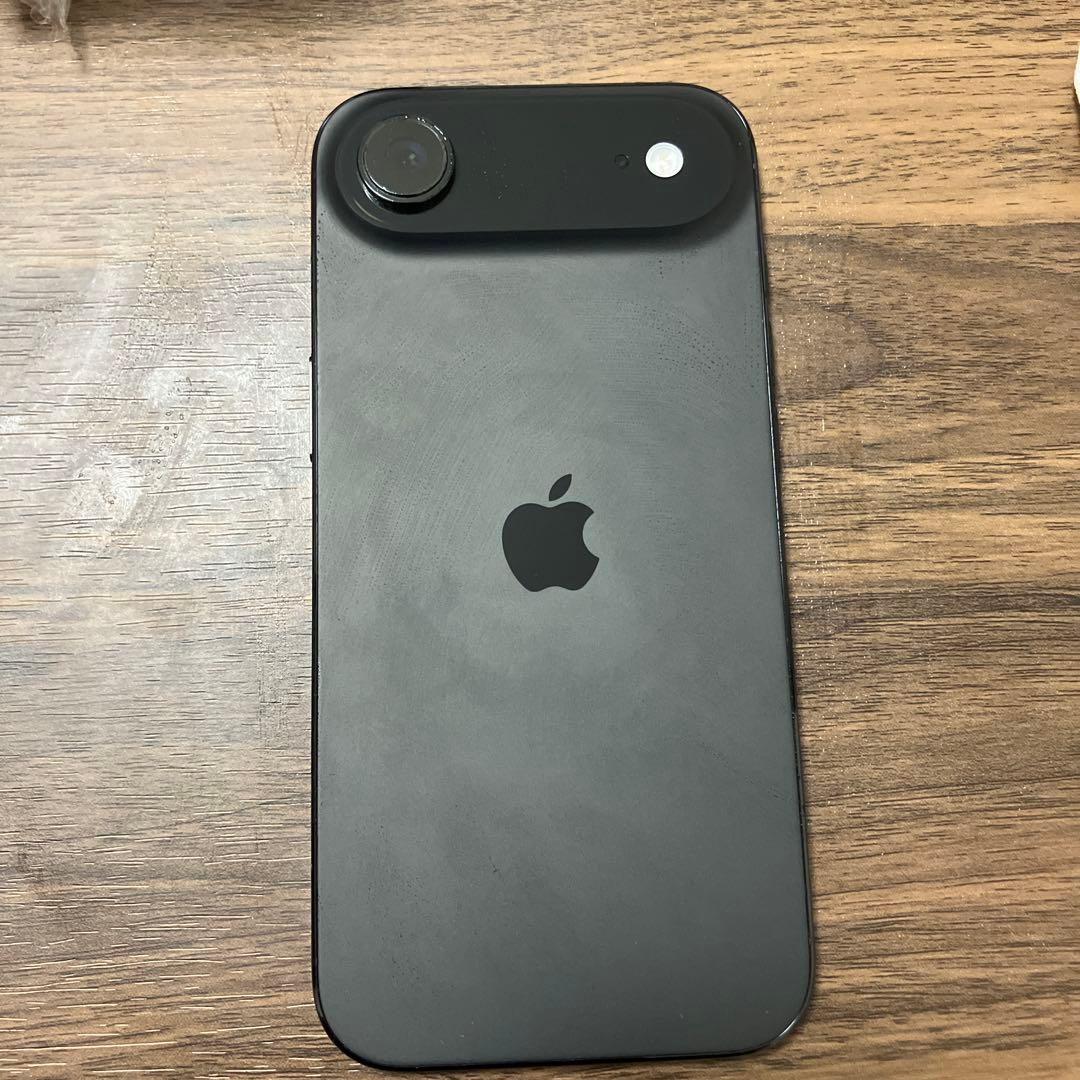 Apple iPhone air スペースブラック256GB