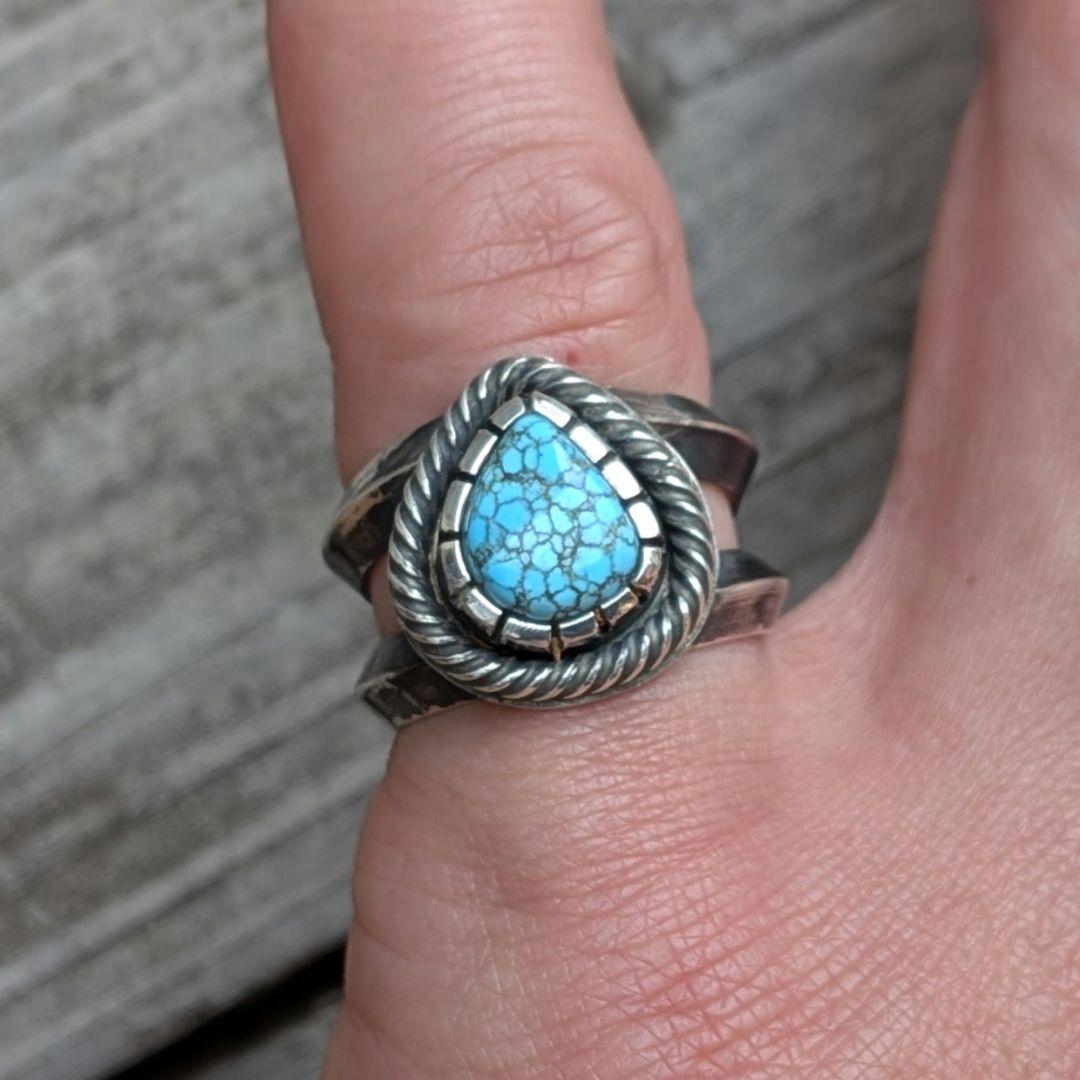 ハンドメイドのターコイズリング　＃8 インディアンジュエリー風