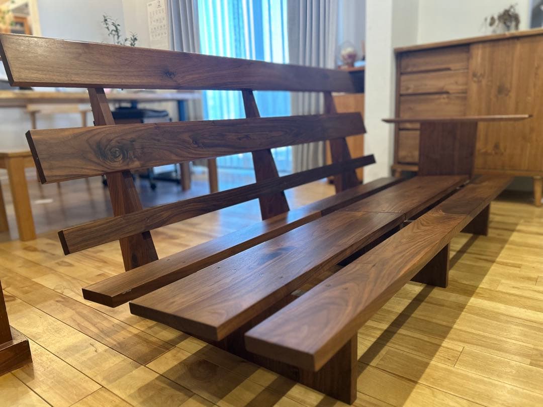 ソファ ウォールナット 木製フレーム＋おまけ　常盤家具　〔値下げ〕