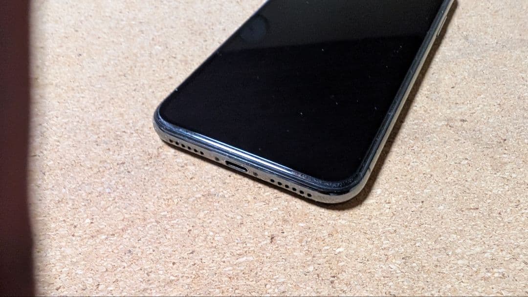 Apple iPhone X 本体超美品 クリアケース付き