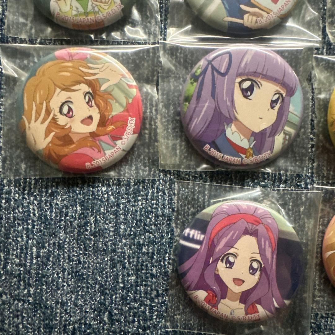 エ*ン様 未開封　アイカツ！缶バッジセット16個&北大路さくらファン証明書セット
