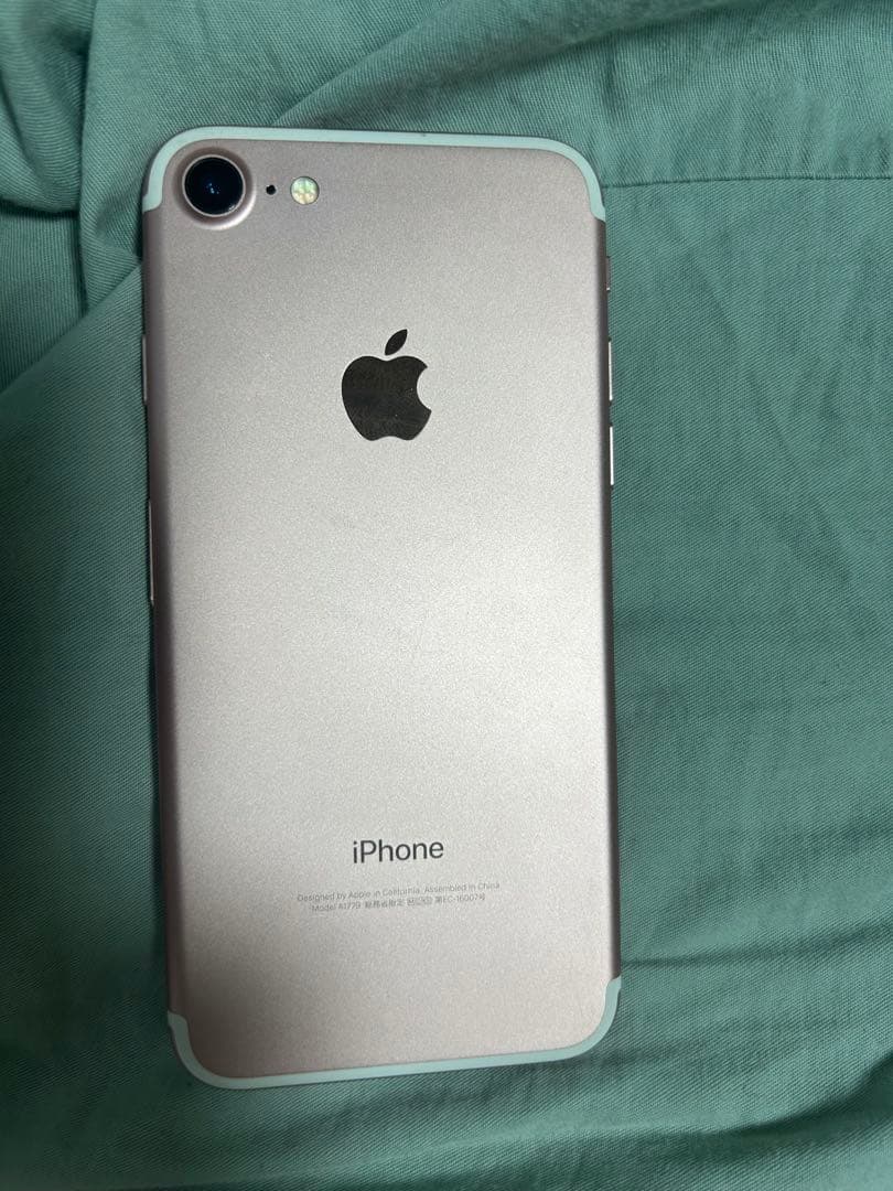 Apple iPhone 7 ローズゴールド本体
