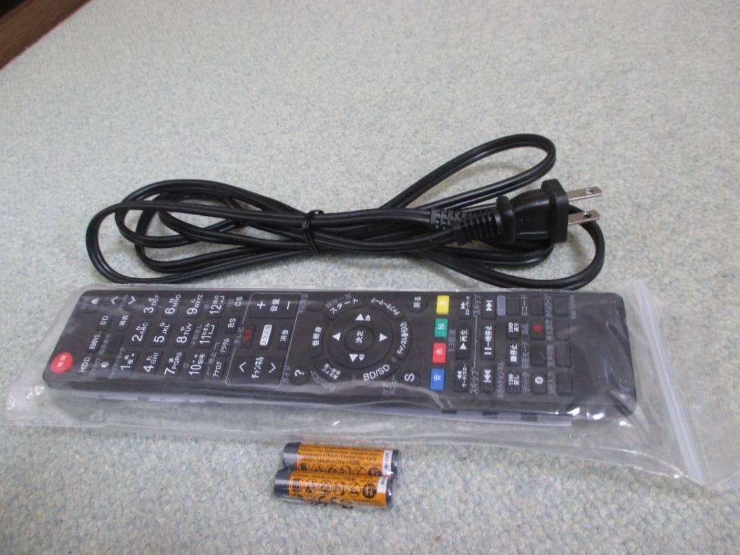 動作良好☆Panasonic 2番組同時録画 BDレコーダーDMR-BW570