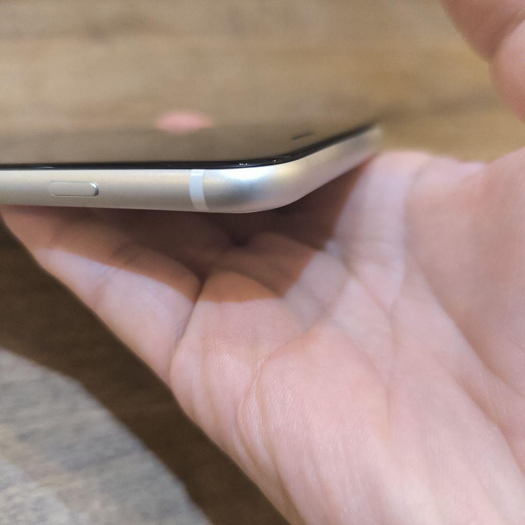 Apple iPhone SE2 64GB ホワイト 本体のみ