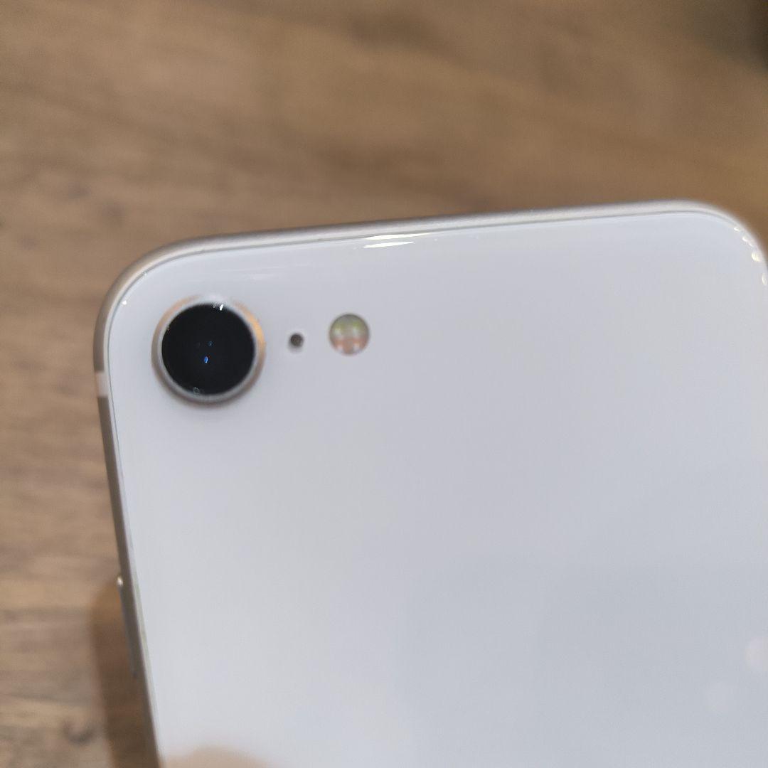 Apple iPhone SE2 64GB ホワイト 本体のみ