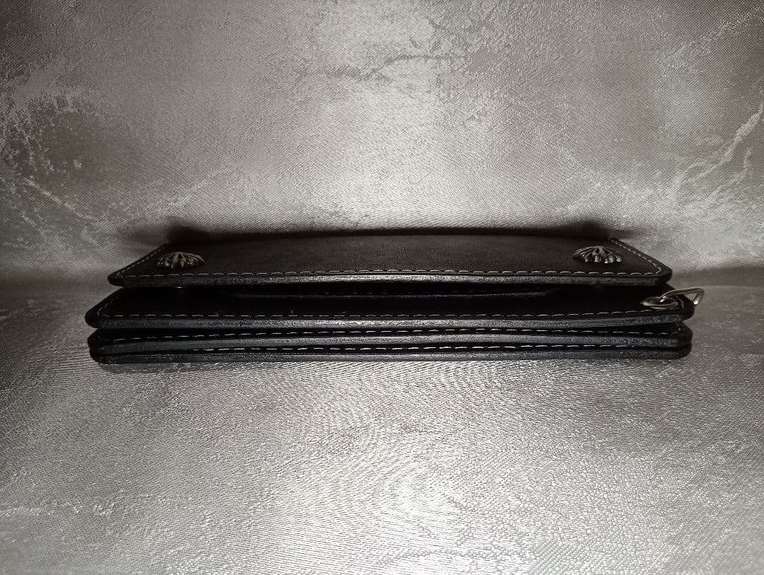 黒色　トラッカーウォレット　牛革　レザー　植物タンニン鞣し　三層二つ折り