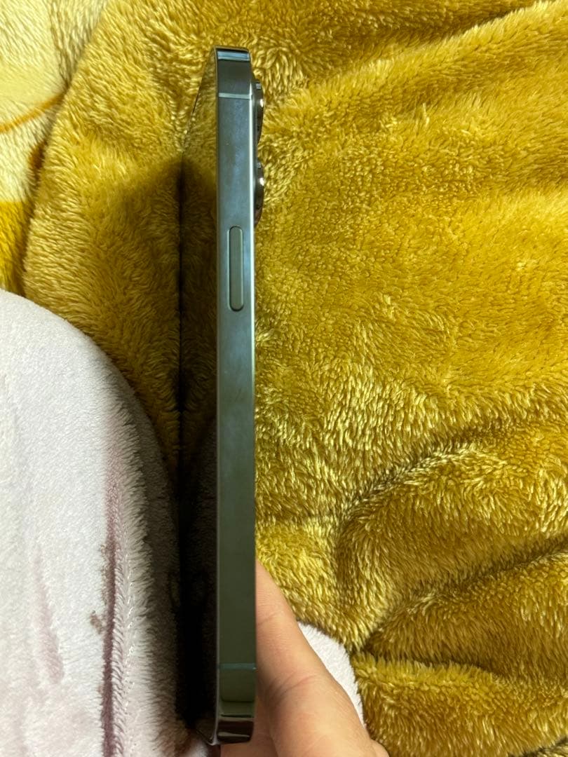 新品同様IPhone 13 Pro 1TB 未使用に近い