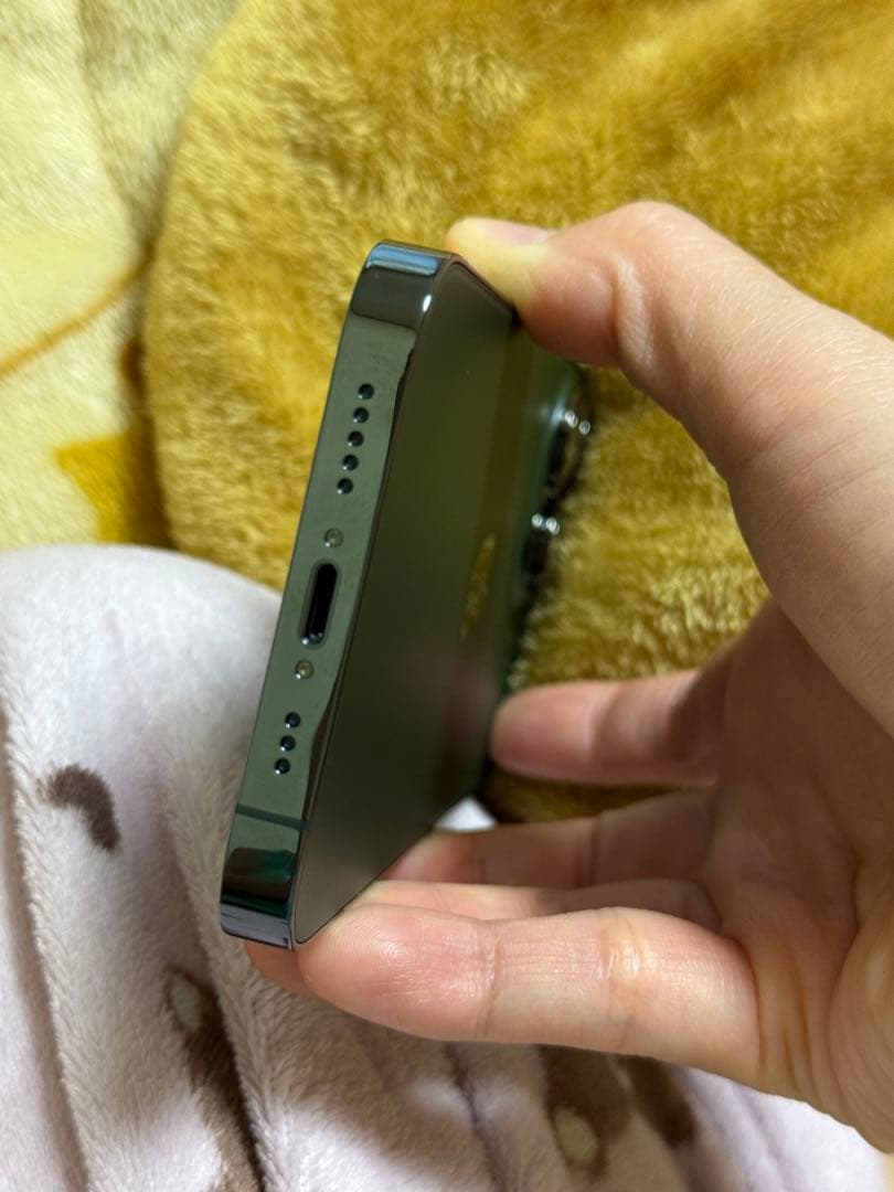 新品同様IPhone 13 Pro 1TB 未使用に近い