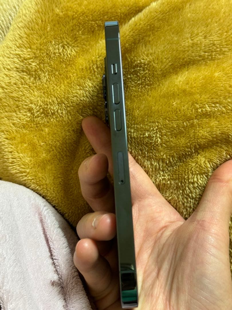 新品同様IPhone 13 Pro 1TB 未使用に近い