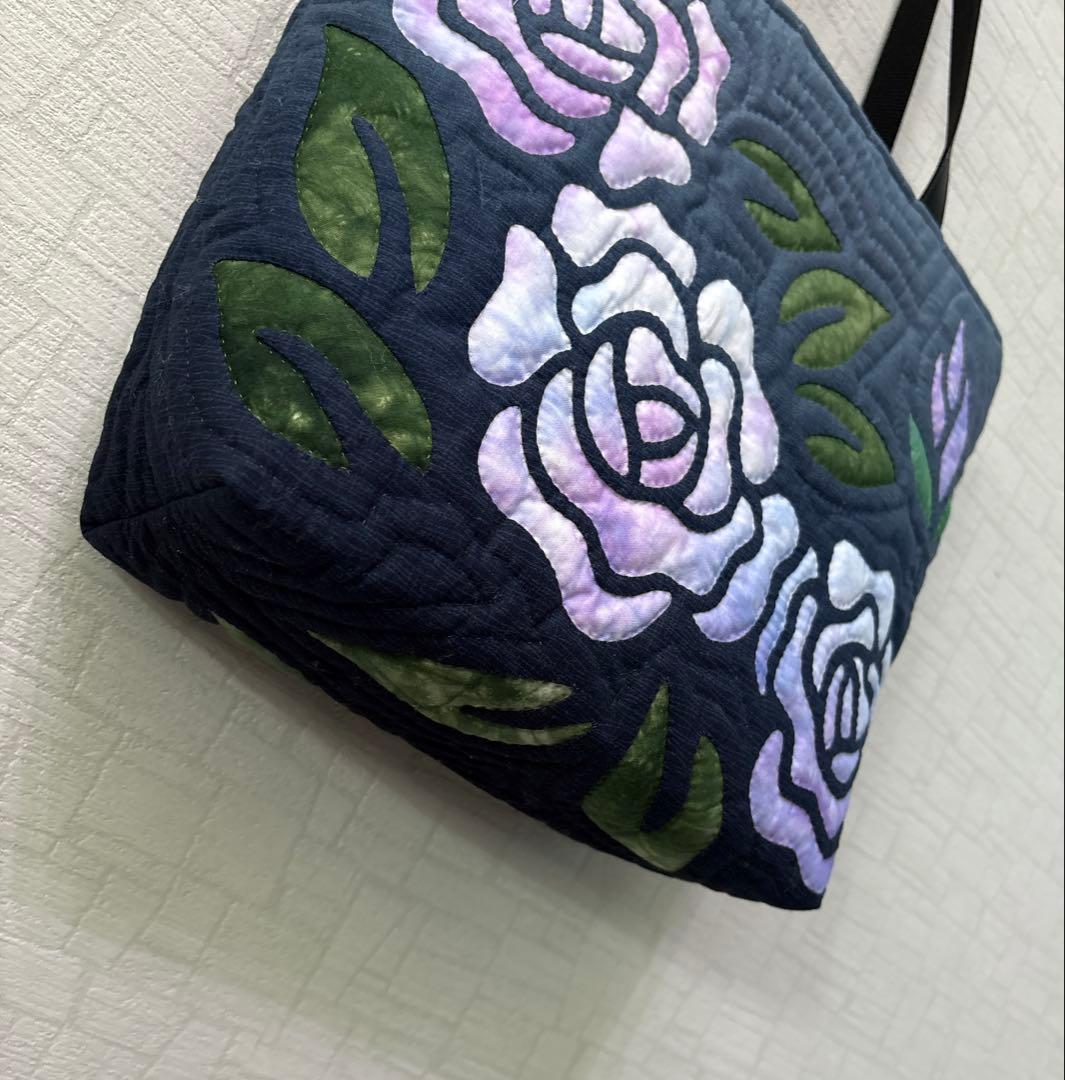 ハワイアンキルトトートバッグ　　　グラデーション　　バラ♡