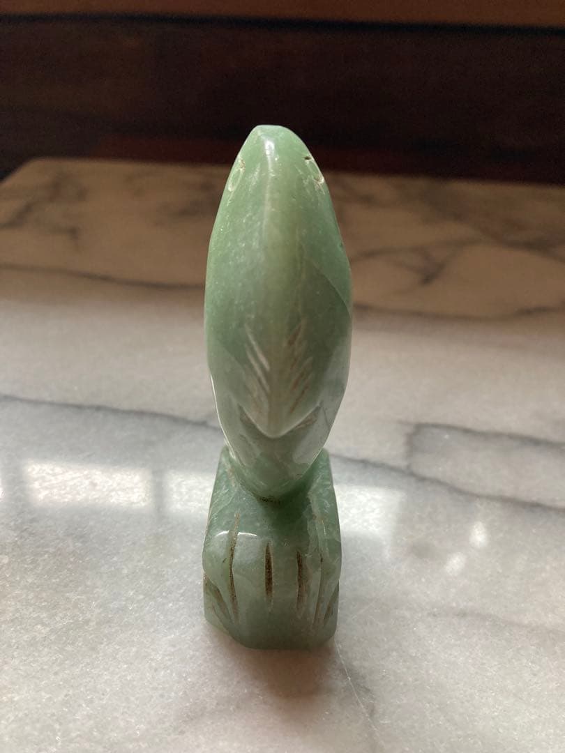 翡翠 イルカの彫刻 置物