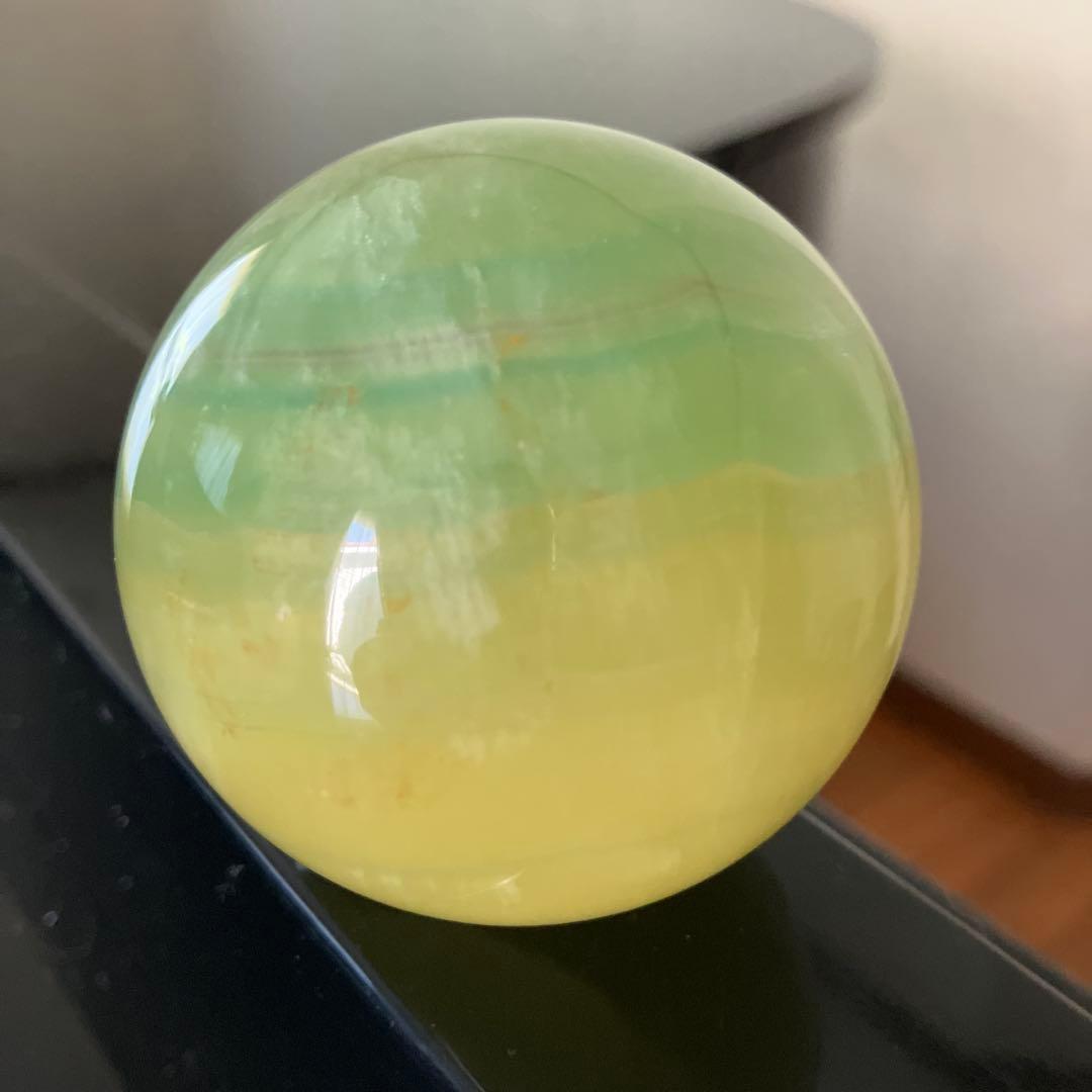 kdashさま専用マンゴーフローライト　スフィア　天然石置物　C54