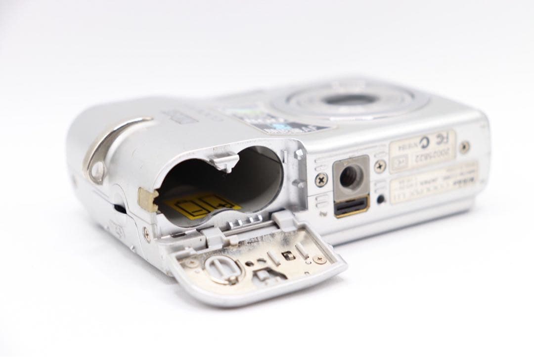 ✨動作確認済み！✨Nikon COOLPIX L11 単3電池で使用可能！