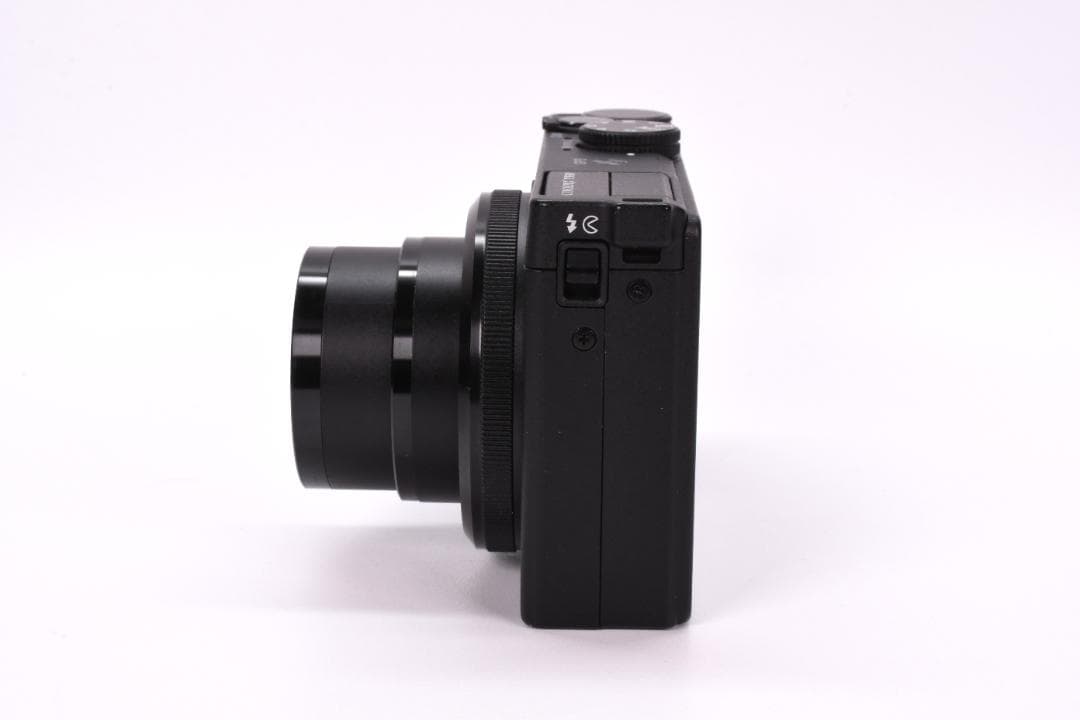 【美品】Nikon COOLPIX P330 動作確認済み コンデジ