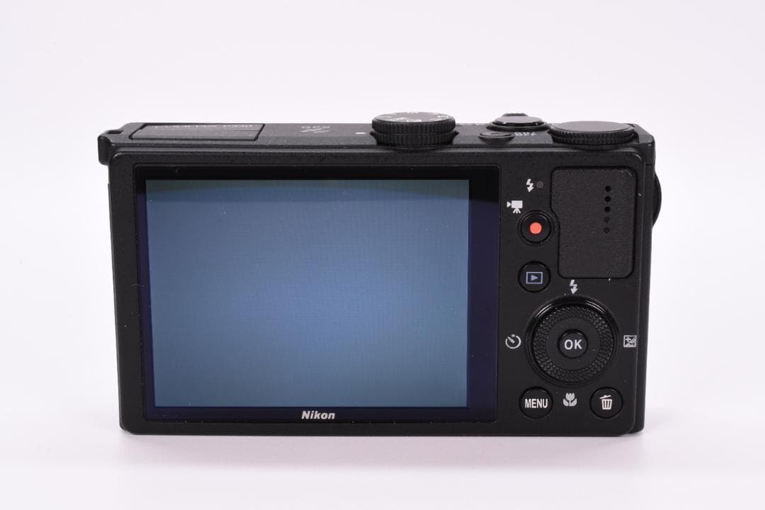 【美品】Nikon COOLPIX P330 動作確認済み コンデジ