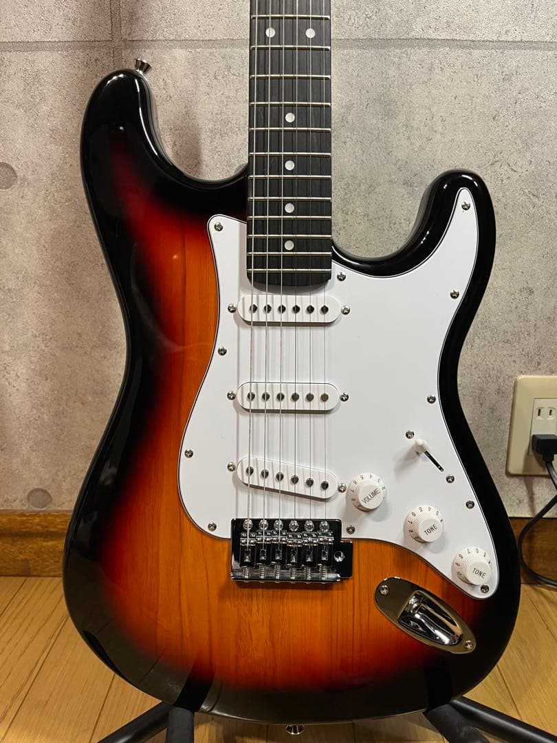SELDER エレキギター　ストラトキャスター