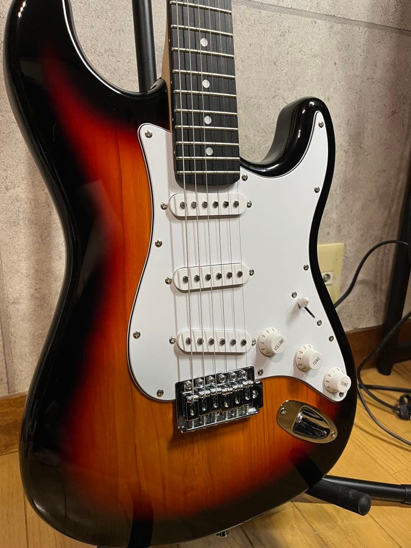 SELDER エレキギター　ストラトキャスター
