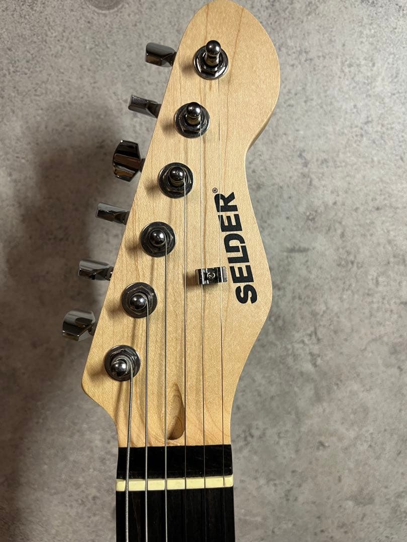 SELDER エレキギター　ストラトキャスター