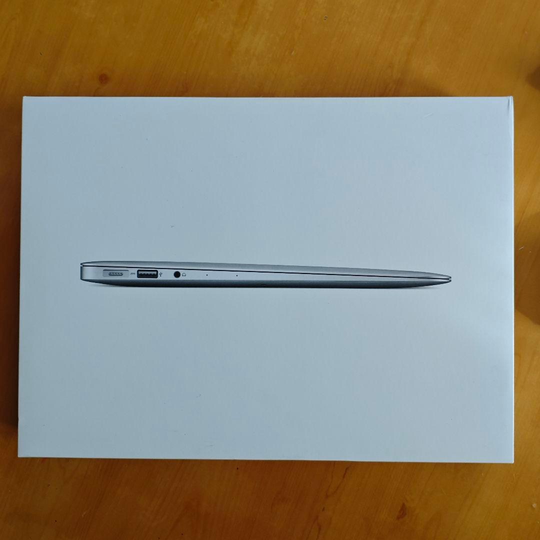 【良品】Macbook Air 13インチ i5 8G バッテリー◯