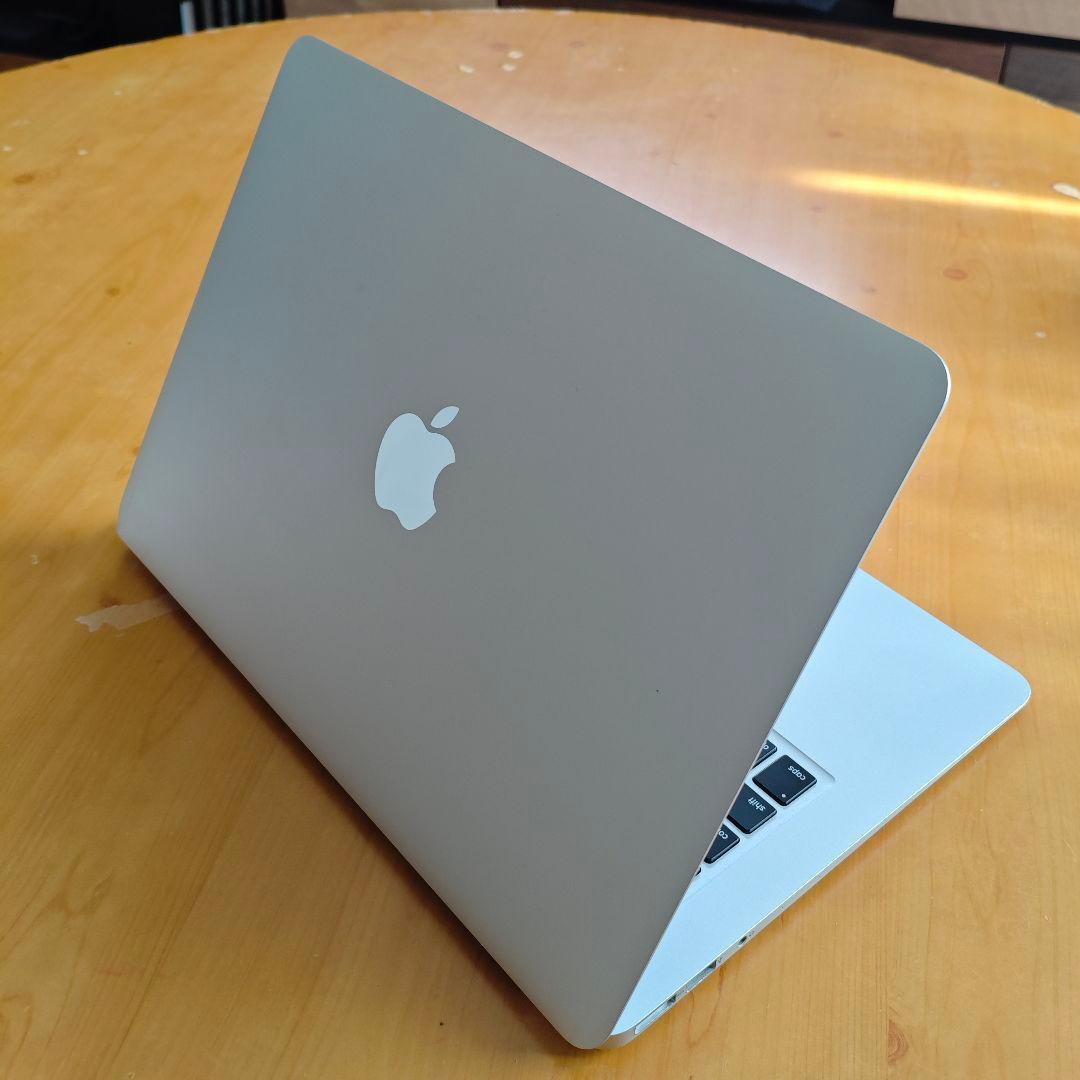 【良品】Macbook Air 13インチ i5 8G バッテリー◯