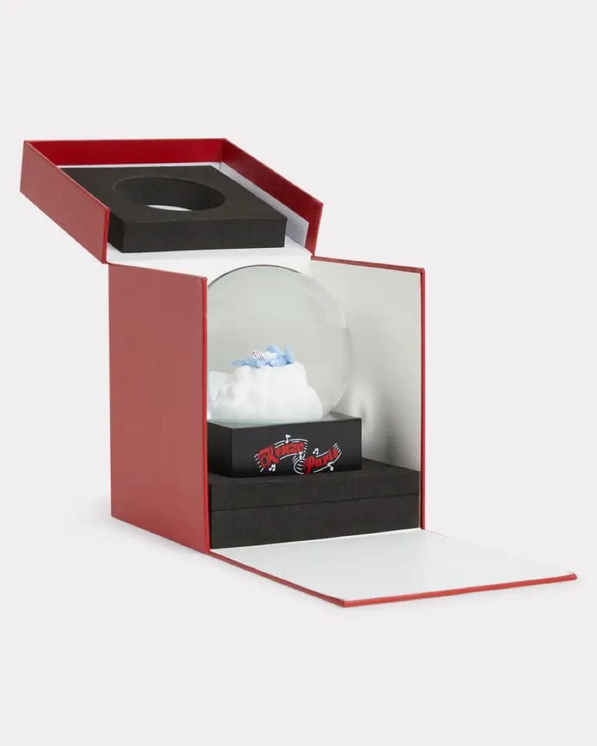 'KENZO WINTER HOLIDAYS' スノーグローブ 最新作