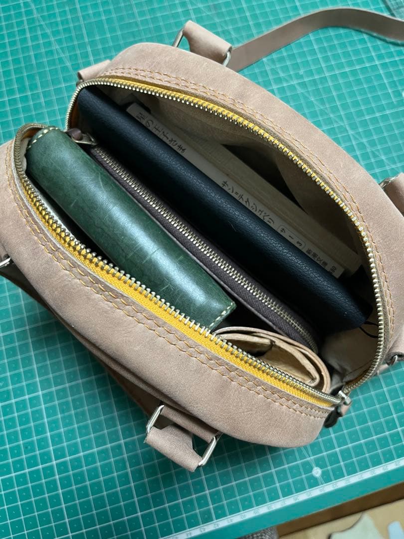 ミニボストンバッグ ショルダー ハンドバッグ ヴィンテージ風 本革